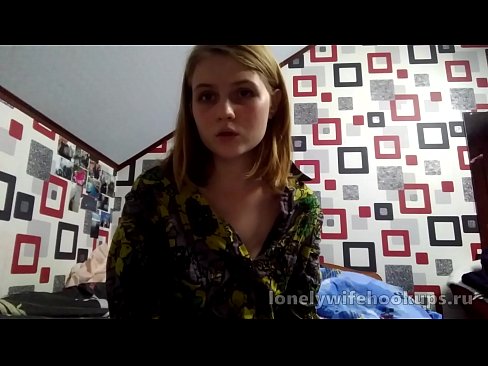 ❤️ Myfyriwr ifanc melyn o Rwsia yn hoffi dicks mwy. Fideo porn wrthon ni ❤